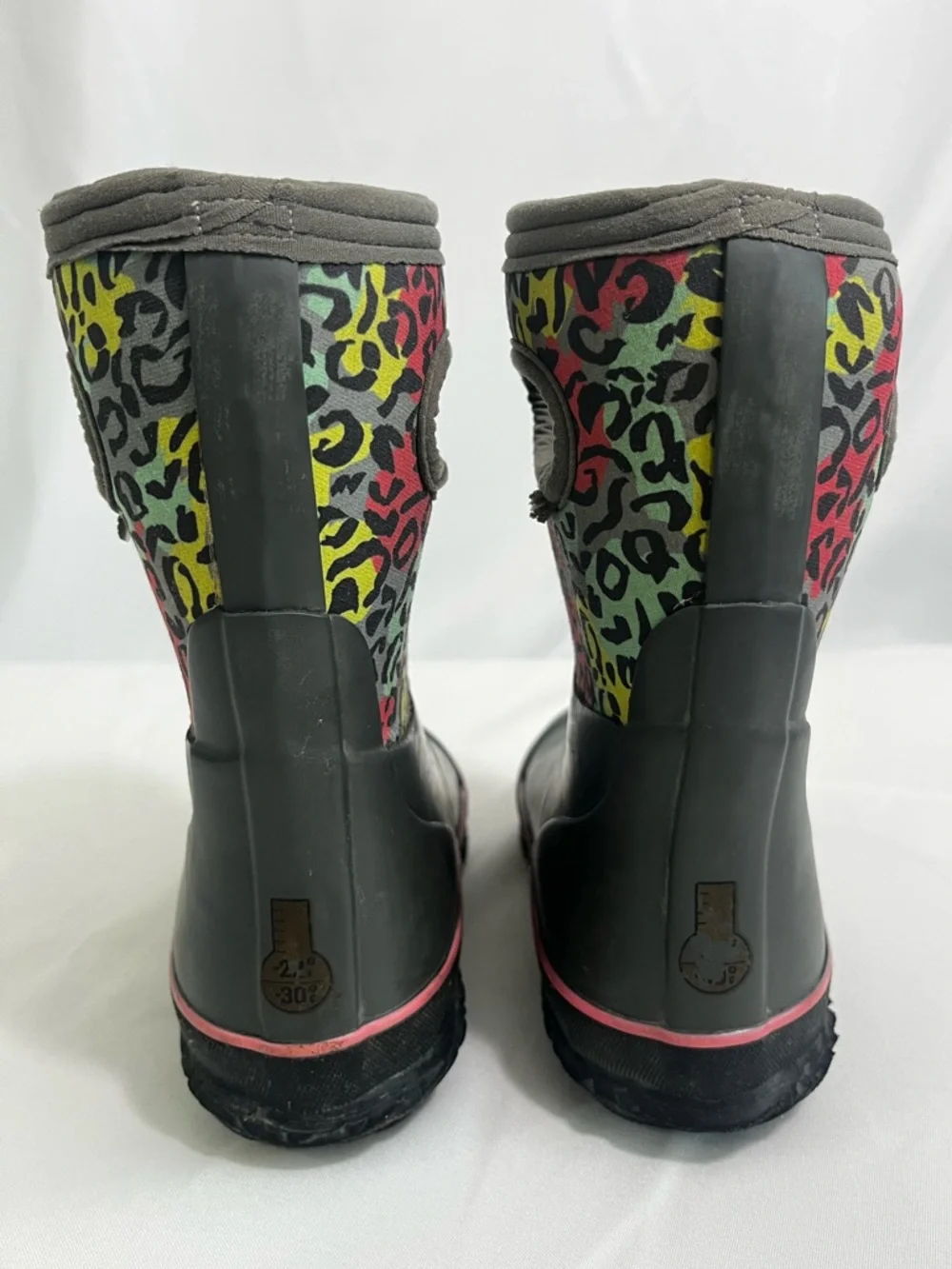 BOGS K Grasp Leopard Waterproof Boots Kids 10, Gray Multicolor 8” tall